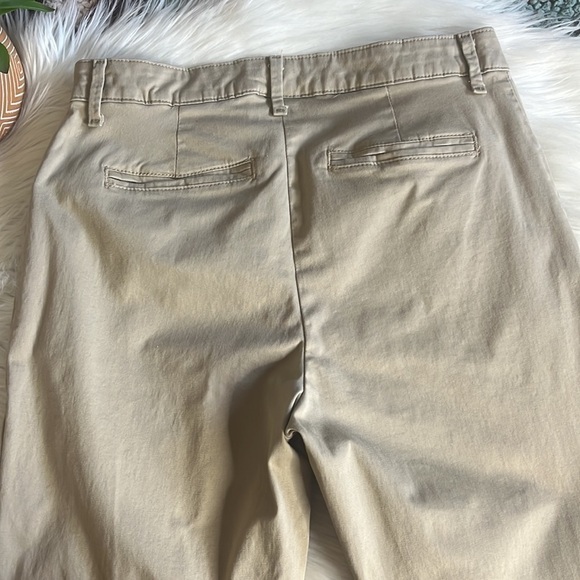 lee • relaxed fit straight leg mid rise all day pants - Picture 5 of 9